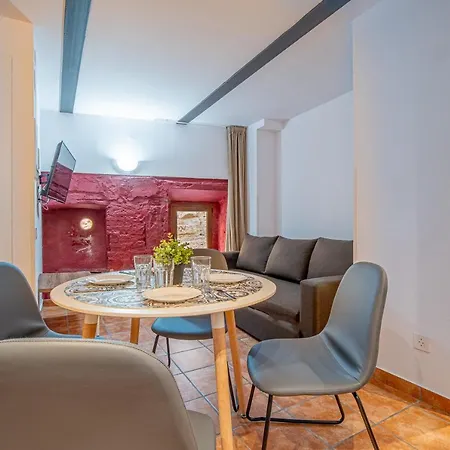 Apartamento 1 En La Muralla Romana Junto A La Catedral Tarragona Exterior photo